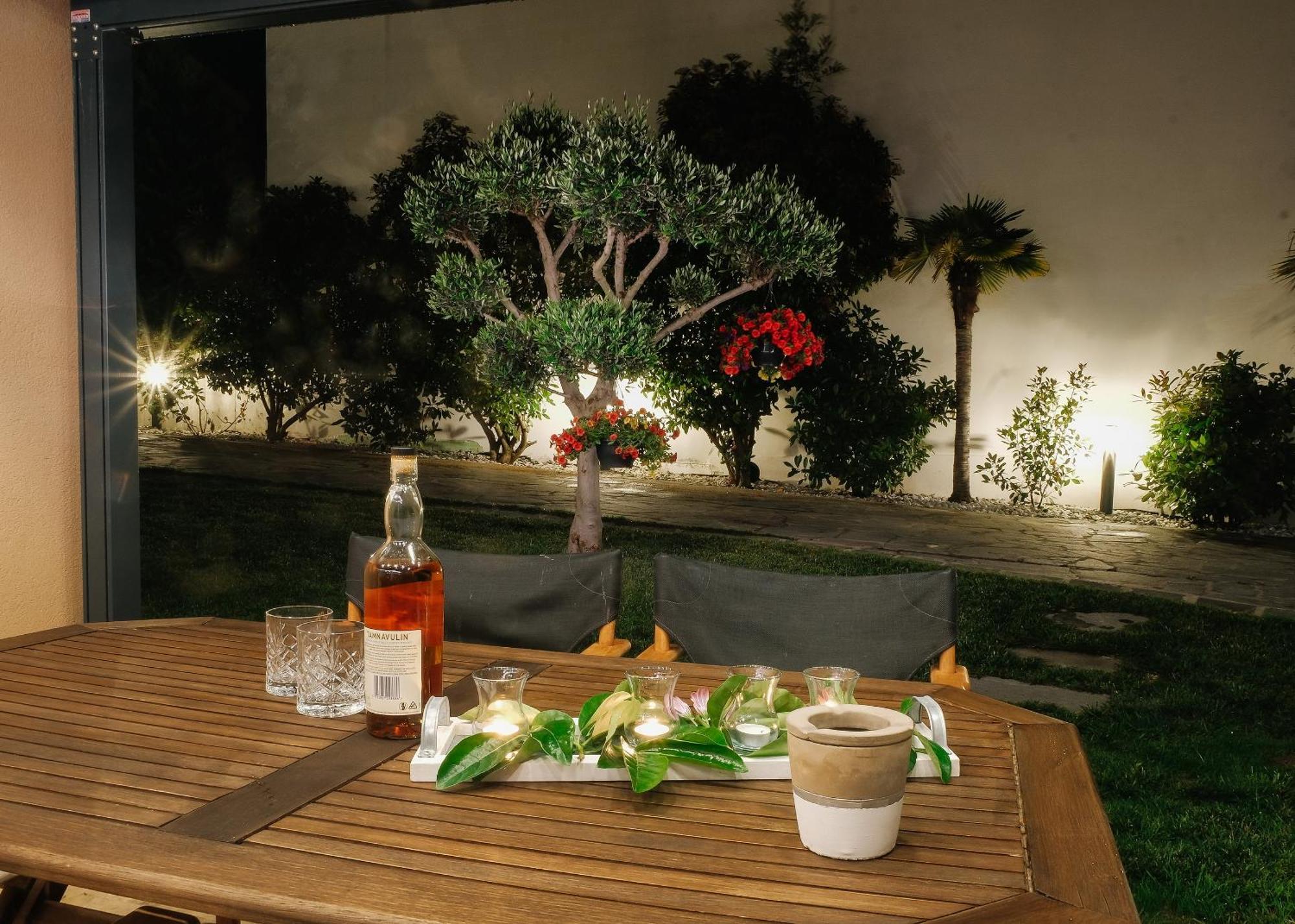 Dioni Luxury House Villa Nea Iraklitsa Exterior photo